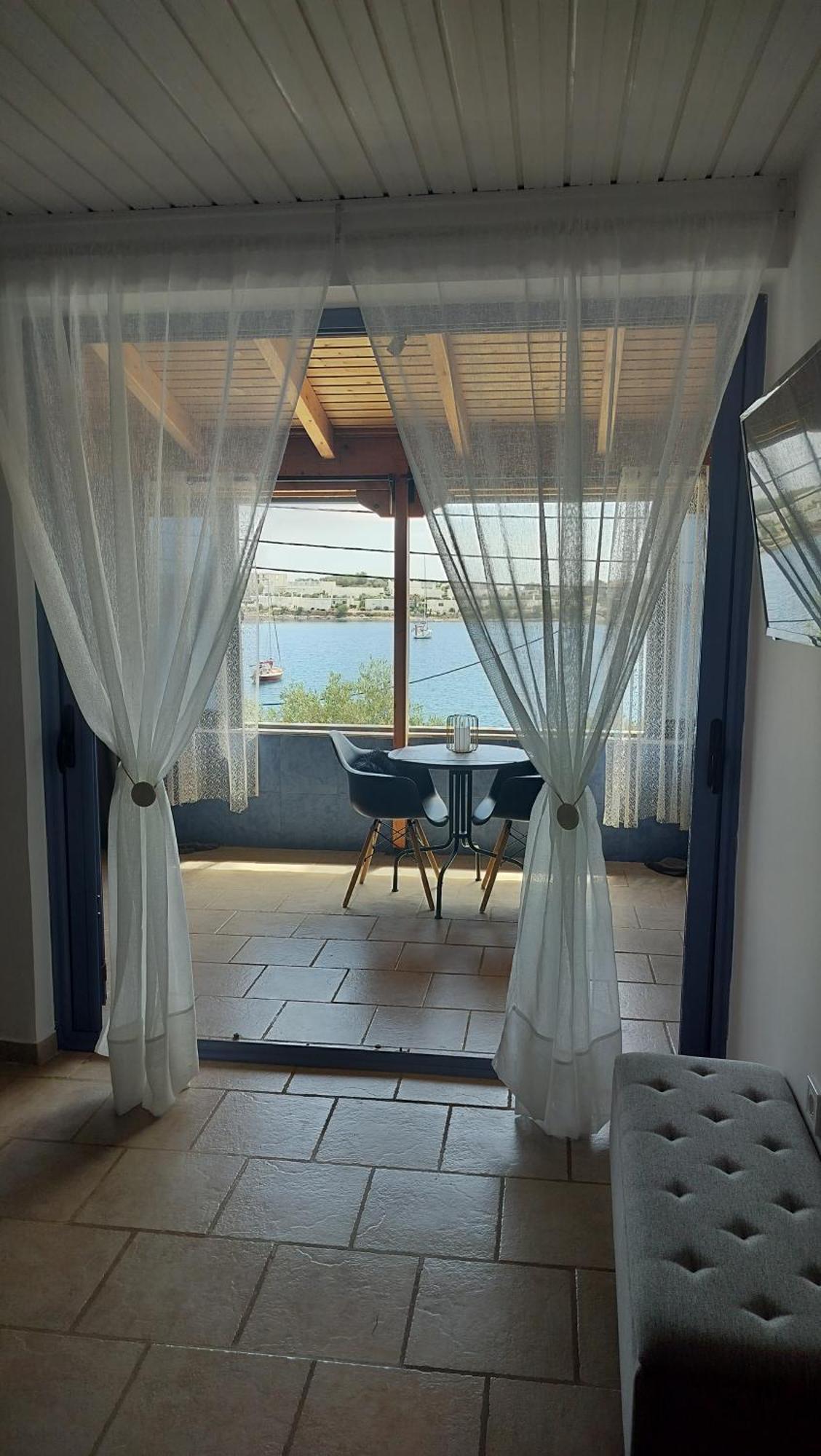 Cap Sounion Seafront Apartments -Adults Only ภายนอก รูปภาพ