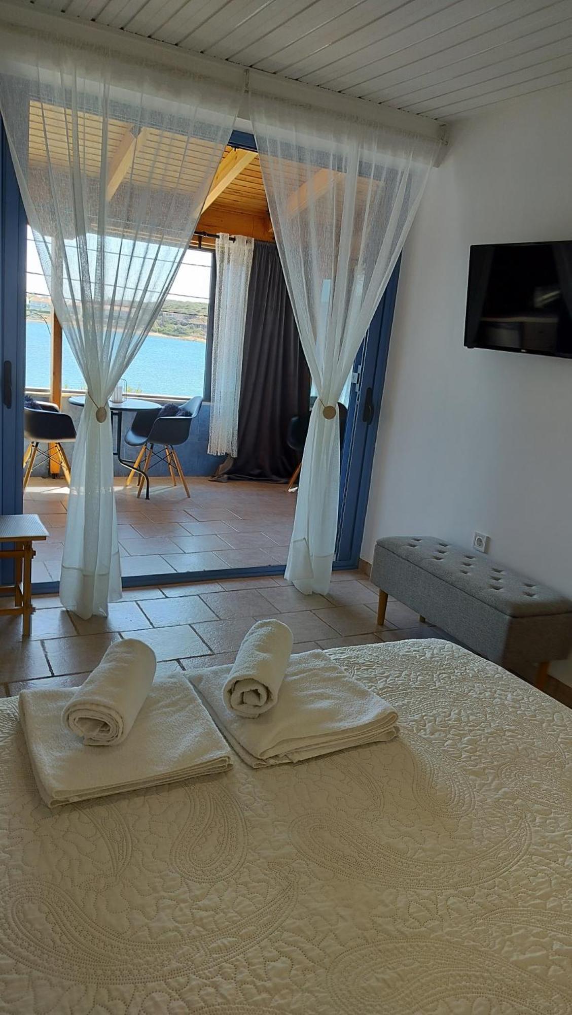 Cap Sounion Seafront Apartments -Adults Only ภายนอก รูปภาพ
